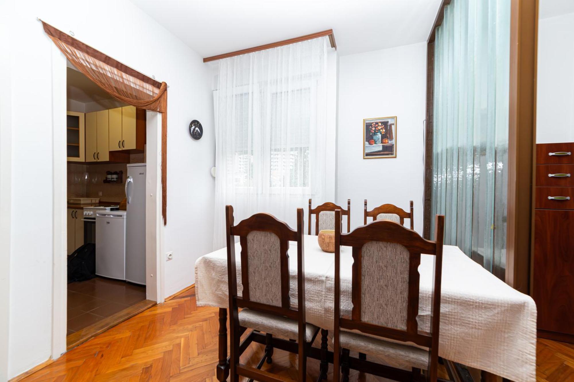 Apartment Simanic *